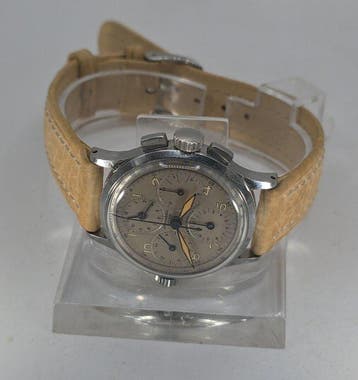 Universal Geneve - Stahl Chronograph - AERO-COMPAX - Kaliber