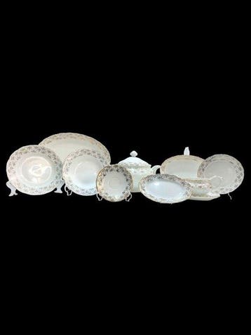 Service de table (45) - Porcelaine - Royal China Vigo, 45