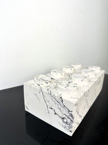 Santicri (1992) - Legold XL (White and Black marble)