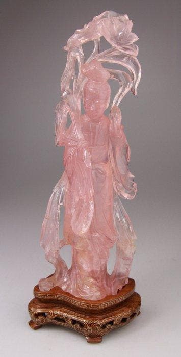 Chinese Carved Quartz Rose Sculpture Statue Kwanyin Lady