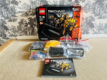 Lego Set - 42030 - Technic - Remote-Controlled VOLVO L350F, Kinderen en Baby's, Nieuw