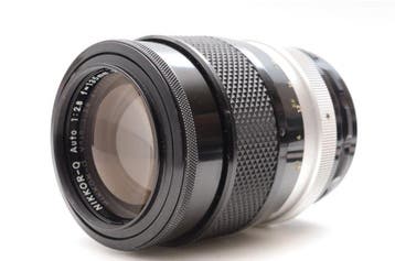 Nikon Nikkor-Q Auto 135mm f/2.8 Objectif d’appareil photo