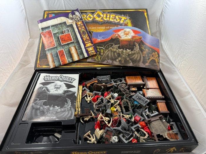 Bordspel - HeroQuest - Plastic, Antiek en Kunst, Antiek | Speelgoed