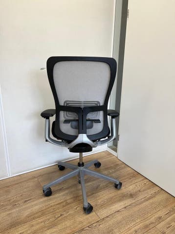 Refurbished Haworth Zody Grijs - Inclusief 5 jaar garantie, Verzenden, Zo goed als nieuw, Grijs, Bureaustoel