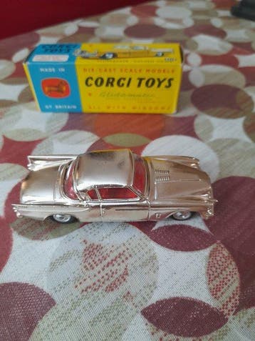 Corgi Toys 1:43 - Model sedan - Studebaker Golden Hawk