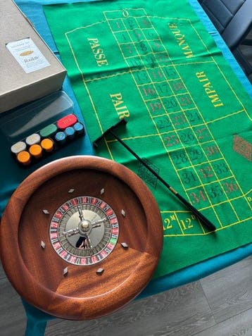 A.P.F.v. Rolland - Speeltafel (4) - Mahonie - Mahagoni