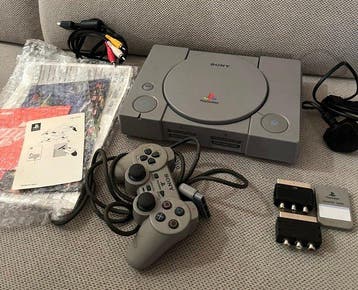 Sony - Playstation 1 (PS1) - SCPH-7502 c - Spelcomputer - In, Games en Spelcomputers, Nieuw