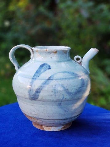Antiek Chinees blauw-witte steengoed wijnkan / waterkan -