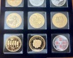 Nederland. 12 Medals Royal House & Historical Themes (Zonder