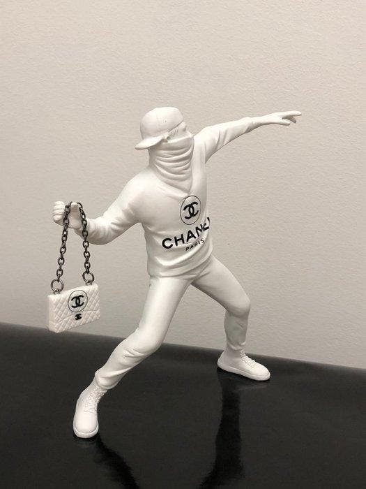 GF Exclusives - Banksy x Chanel Artwork By: GF Exclusives, Antiek en Kunst, Kunst | Designobjecten