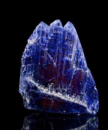 Tanzaniet 251,5 ct XXL Perfecte kwaliteit - Hoogte: 47 mm -