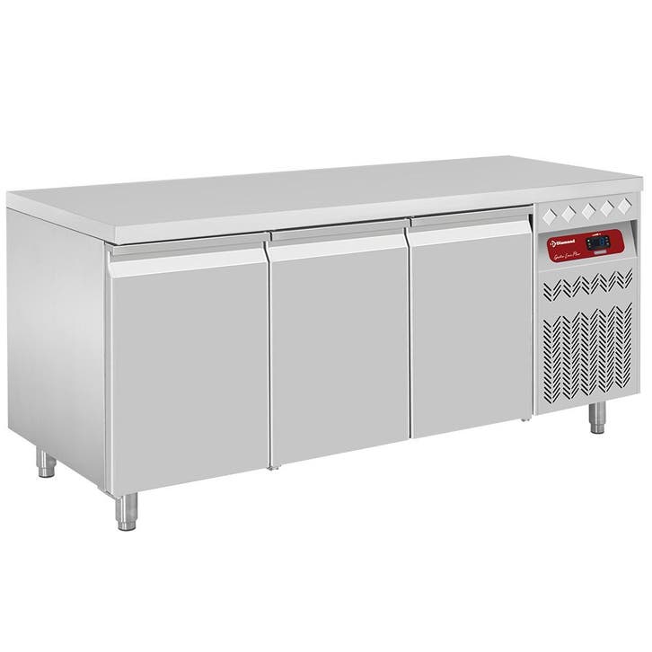 Geventileerde koeltafel, 3 deuren GN 1/1, 405 Lit., Articles professionnels, Horeca | Équipement de cuisine, Envoi