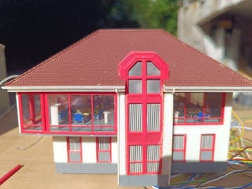 Faller H0 - 371 - Modeltreingebouwen (1) - “Tanzcafe” met