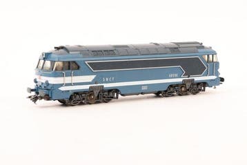 Fleischmann H0 - 4281 - Locomotive diesel (1) - A1A A1A, Hobby & Loisirs créatifs