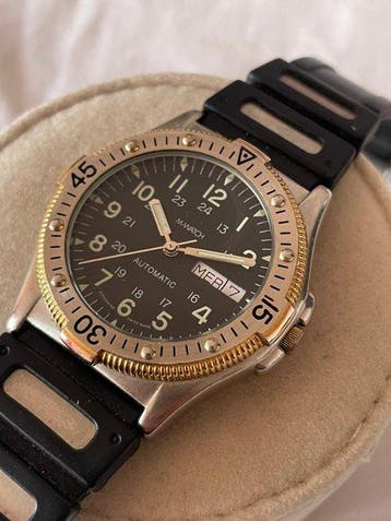 Mondaine - Tactical Bicolore - Zonder minimumprijs - Heren -