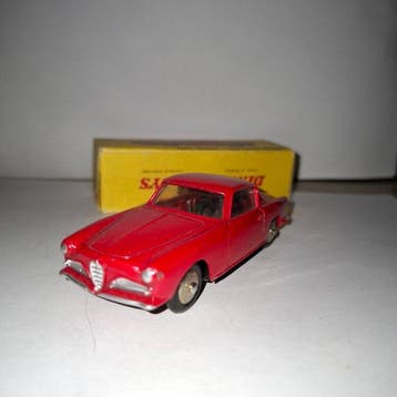 Dinky Toys 1:43 - Voiture miniature - Alfa Romeo 1900 Super