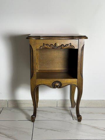 Nachtkastje - Nachtkastje in Louis XV-stijl van vruchtenhout