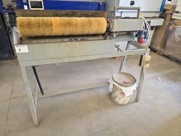 Industriële borstelmachine, Zakelijke goederen