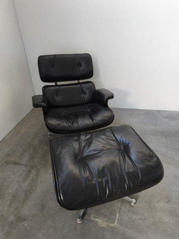 ICF - Charles & Ray Eames - Fauteuil avec repose-pied -