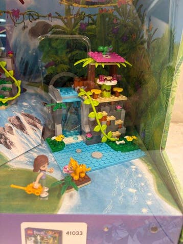 Lego Winkel display - LEGO Friends Winkeldisplay – 41032,
