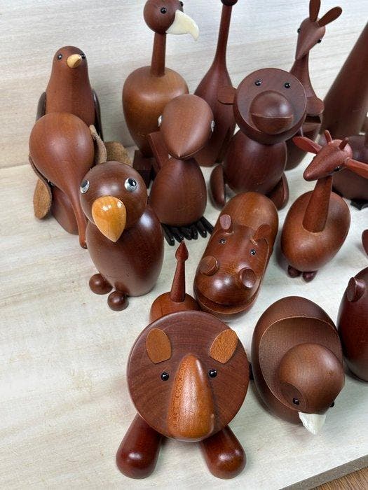 Royal Pet Senshukai - Speelgoed Complete 20 Figurines Set, Antiek en Kunst, Antiek | Meubels | Stoelen en Sofa's