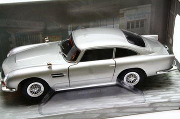 Solido 1:18 - Voiture miniature - Aston Martin DB5 - 1964, Hobby & Loisirs créatifs