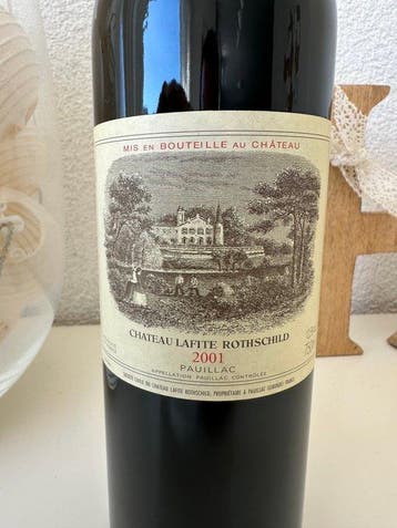 2001 Château Lafite Rothschild - Pauillac 1er Grand Cru