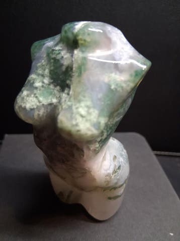 Natural Agate - Handharved Torso - 8.1 cm high - moss agate, Verzenden, Nieuw