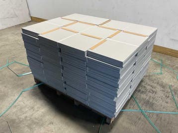 Veiling - 1008x Cedral Leisteen Brandklasse A2 Betongrijs 60, Doe-het-zelf en Bouw, Dakpannen en Dakbedekking, Nieuw