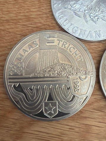 Pays-Bas. 25 Ecu 1992 König Willem, 1993 Maastricht und 1, Postzegels en Munten