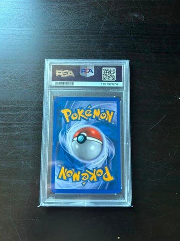 Pokémon - 1 Graded card - Gyarados 8/110 Foil, Full art -, Hobby en Vrije tijd, Verzamelkaartspellen | Pokémon, Nieuw