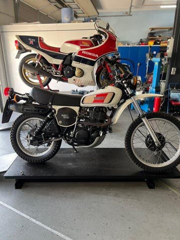 Yamaha - XT500 - 1U6 - #277 - 500 cc - 1977