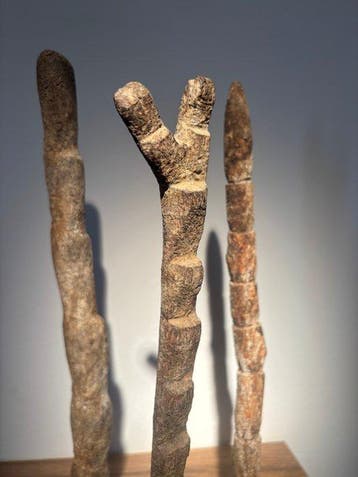 Échelles dogon miniatures pour un sanctuaire binu - Dogon -