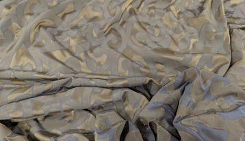 Oro & Blu Reale – Damasco in Misto Seta Castello del Barro -