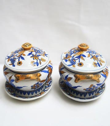 Tureen (4) - Porselein - handgemaakt