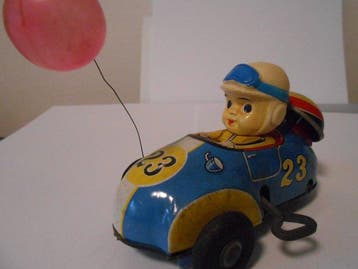 Made in Japan - Raceauto met ballon - Opwindbaar blikken