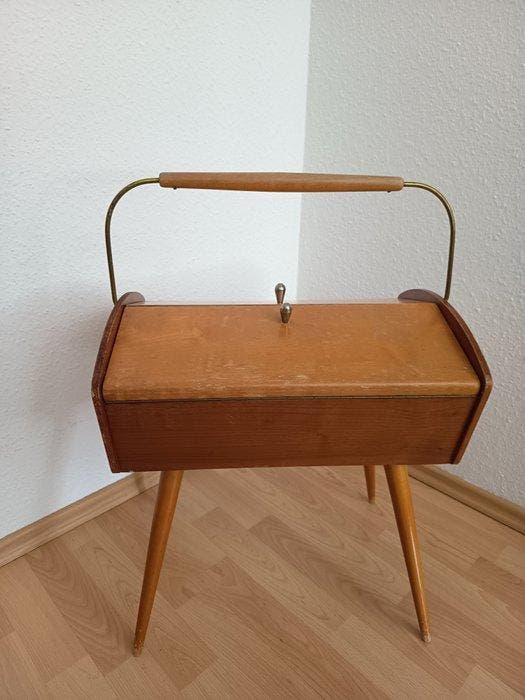 Boîte à couture - Bois - Boîte à couture vintage en bois sur, Antiquités & Art, Art | Objets design