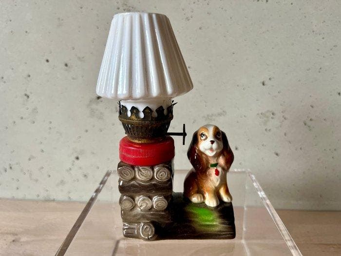 Disney, Crown - Beeldje - Disney Crown lamp Lady en de, Verzamelen, Disney