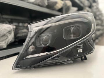 MERCEDES V KLASSE W447 LIFT MULTIBEAM KOPLAMP L A4479068101, Verzenden, Gebruikt, Mercedes-Benz