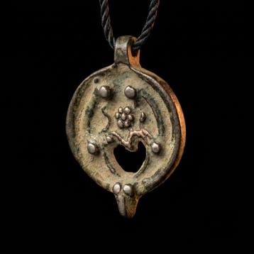 Époque Viking Pendentif rosette solaire scandinave – symbole