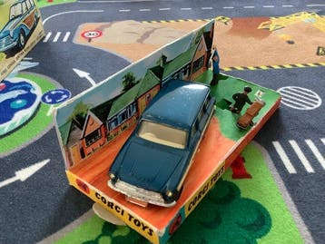 Corgi 1:43 - Modelauto, Nieuw