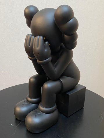 Kaws (1974) - Kaws Companion Passing Through Black 2013