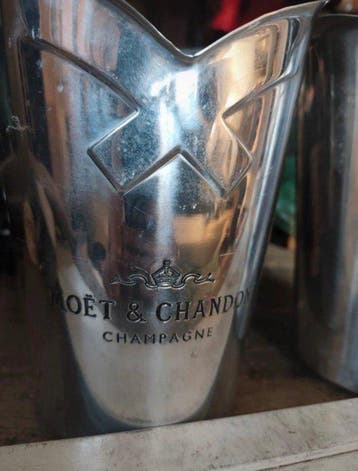 Moët & Chandon - Wijnkoeler - Metaal, Aluminium - LOT 2