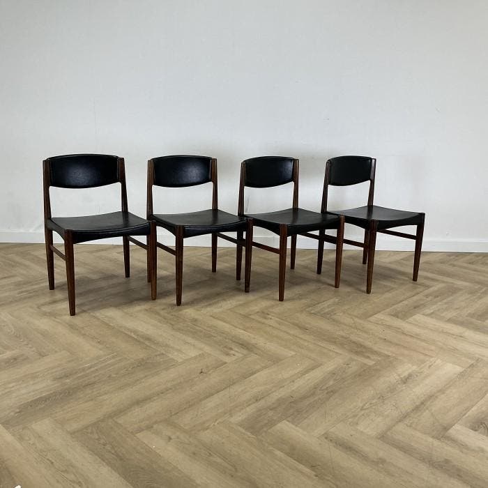 Set van 4 vintage teakhouten eetkamerstoelen van Grete Jalk, Huis en Inrichting, Stoelen, Zwart, Gebruikt, Eén
