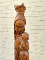 Figure de maternité - Belgique - Marie en bois avec lEnfant
