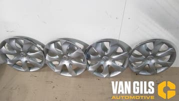 Wieldop set Mazda 3. O239296, Nieuw
