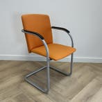 Lande vergaderstoel / sledestoel, oranje - grijs, Huis en Inrichting, Stoelen, Gebruikt, Eén