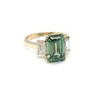 Ring - 14 karaat Geel goud - 5.51ct. tw. Groen Diamant, Handtassen en Accessoires, Ringen, Nieuw