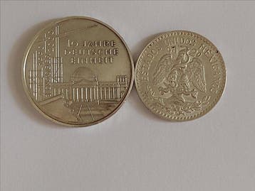 Duitsland 10 mark uit 2000 + Mexico 1 centavo uit 1944, 2