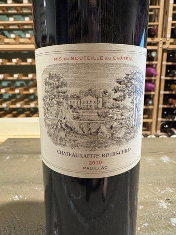 2010 Chateau Lafite Rothschild - Bordeaux, Pauillac 1er, Verzamelen, Wijnen, Nieuw